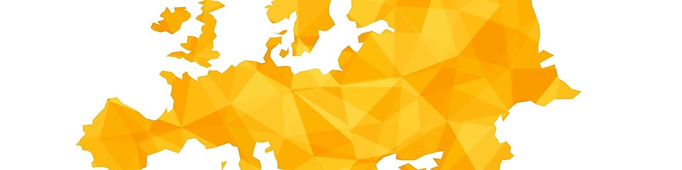 Mapa de europa naranja sobre fondo blanco
