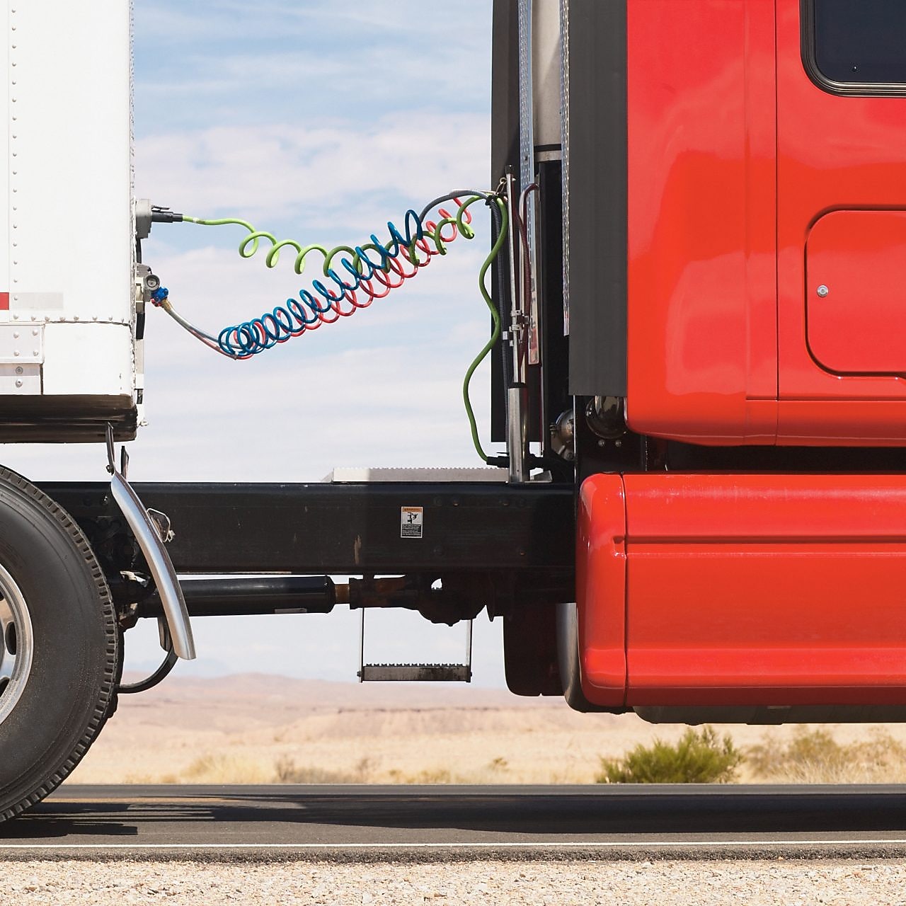 Camión articulado en una carretera