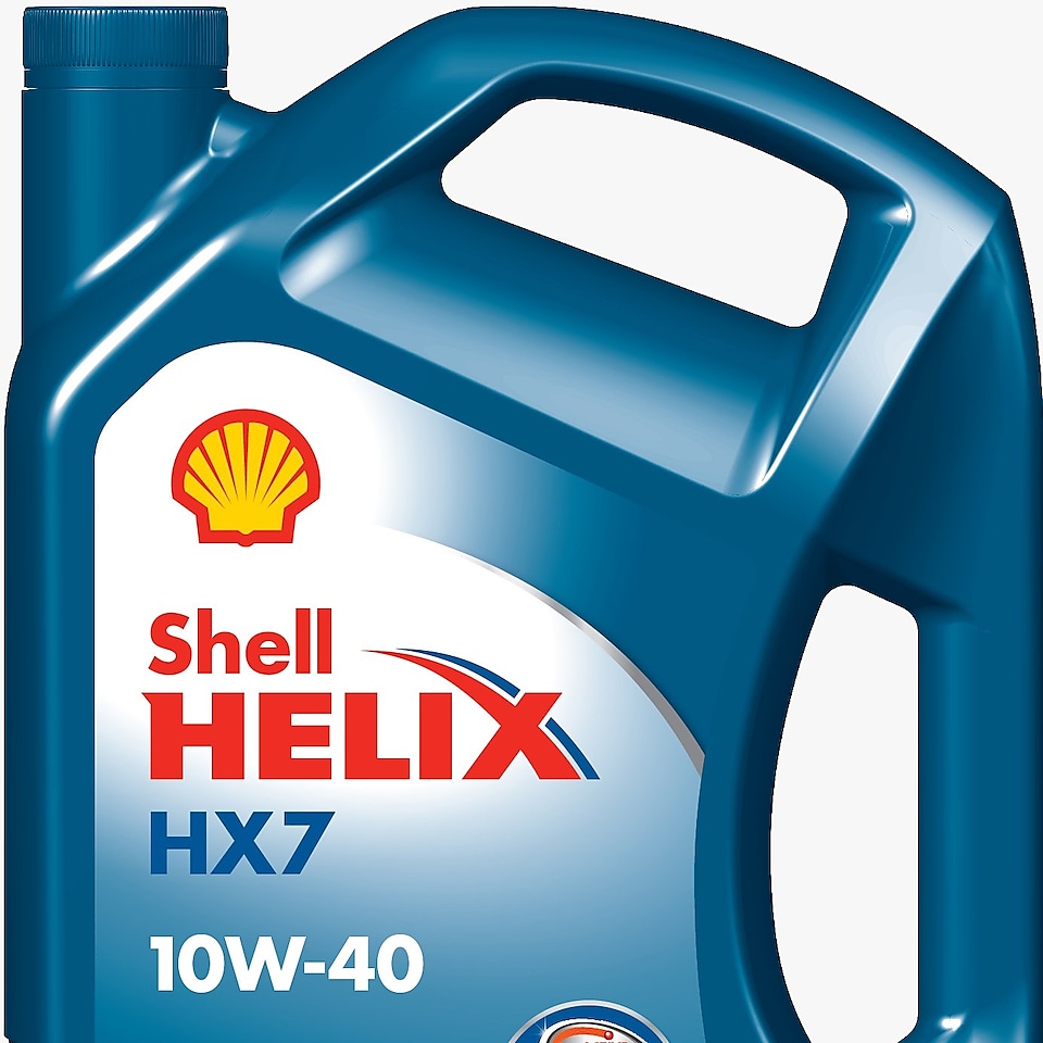 Un envase de Shell Helix HX7 Diesel 10W-30
